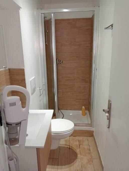 Appartement Studette A La Moutonne La Crau